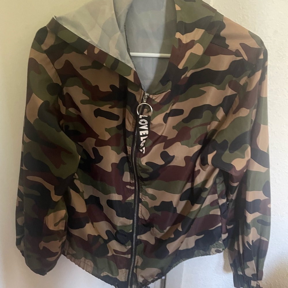 Camouflage Hooded Women's Jacket